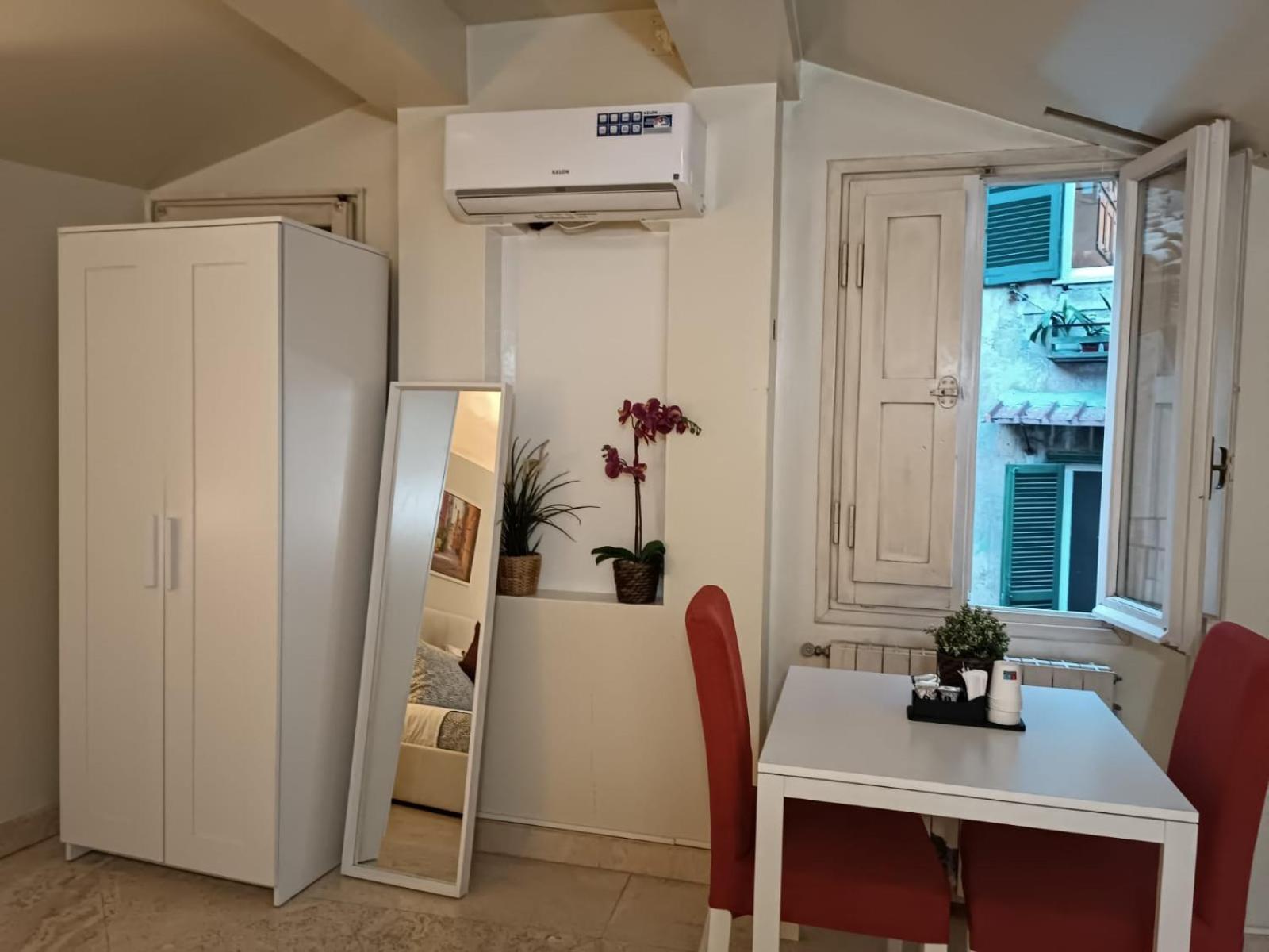 Navona Private Rooms Bnb Rom Exteriör bild